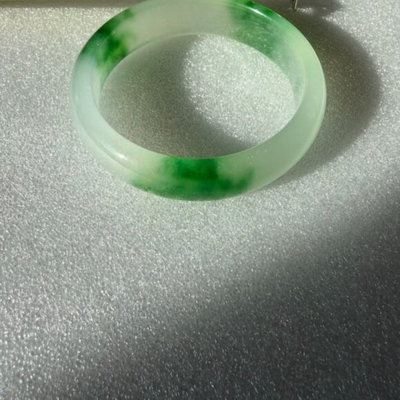 Jade Bangle Bracelet - Picture 2 of 4